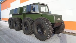 Преодолеваем ров на вездеходе Тром 8