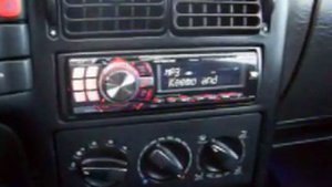 ALPINE CDE-9880R Polo 6N