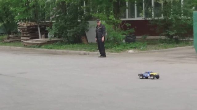 Радиоуправляемые машины,модели.Гоночный автомобиль,модель болида,игрушка для взрослых. смотреть онлайн