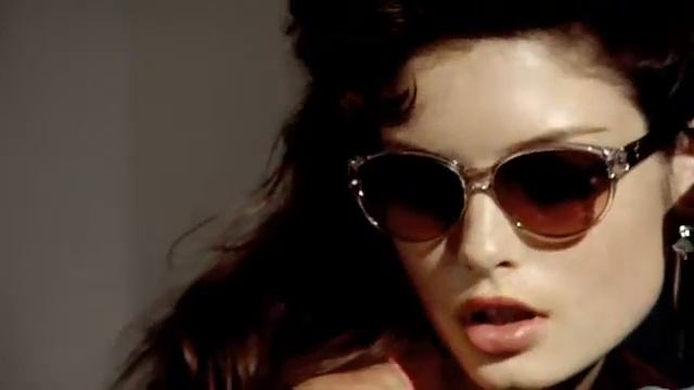 GUESS Eyewear смотреть онлайн