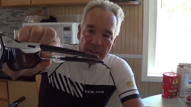 Talking about cycling glasses.. Oakley Flight Jacket... смотреть онлайн