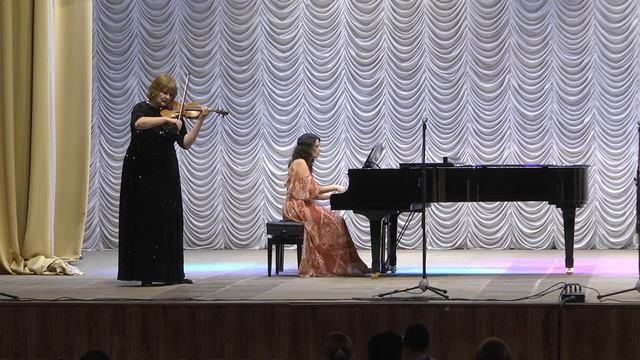 Концерт, посвященный Дню Музыки и Дню Учителя. 
03. 10. 2024.
Луганск,  Академия Матусовского
