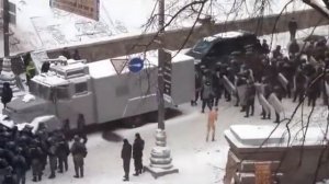 Второе видео издевательств беркута над Михаилом Гаврилюком