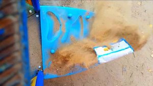 монтировал полдня