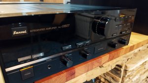 Усилитель SANSUI AU-α607