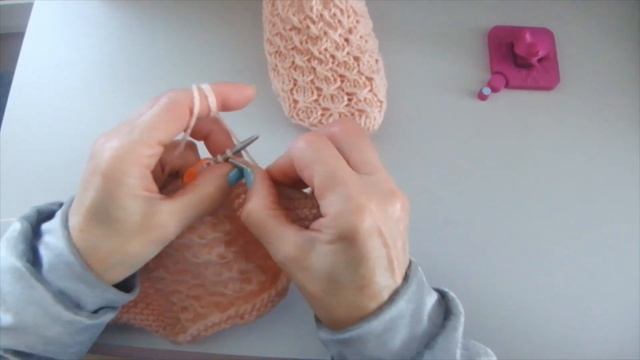 МК НАРЯДНЫЕ ТАПОЧКИ НА 2 СПИЦАХ ОРИГИНАЛЬНЫЙ УЗОР ДЛЯ НАЧИНАЮЩИХ ЛЕГКО "ROBERTSON"! | HONEY AND ANA