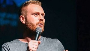 🔔 Победа! Димаш Кудайберген победил в номинации «Казахстанский артист года» премии Тикетон  (SUB)