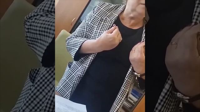 Опять противницы скромной одежды и мусульманок.Лучше бы образованием занимались бы.#Татарстан