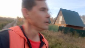 Просторы полей и огородов в лёгком трейле