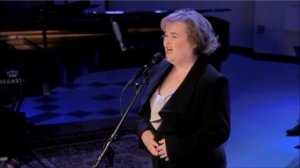 Susan Boyle -  Autumn Leaves ( Performance Live ) 2011