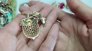 147. Большой лот с бижутерией от Sarah Coventry. Часть 1