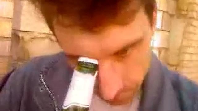 Бедный глаз..mp4 смотреть онлайн