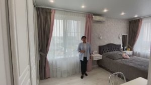 Обзор мебели в спальне с двумя окнами. Прямоугольная планировка, 15 кв.м | Мебель на заказ в Москве