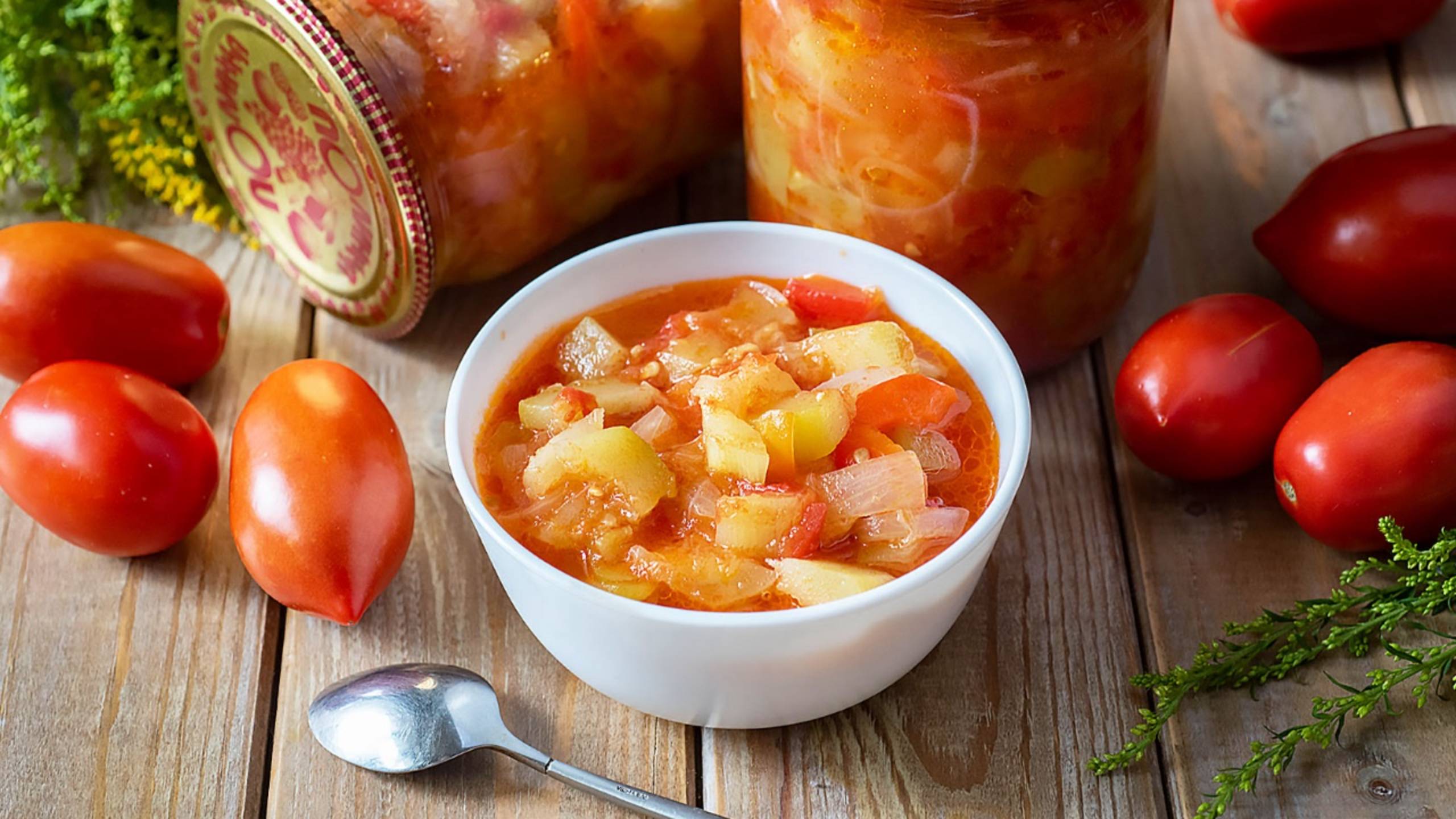 🥗 Салат Натали из кабачков, помидоров, перца и лука - рецепт вкусной заготовки на зиму