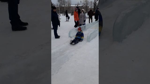 это я в детстве.Сори то-что пропадал!