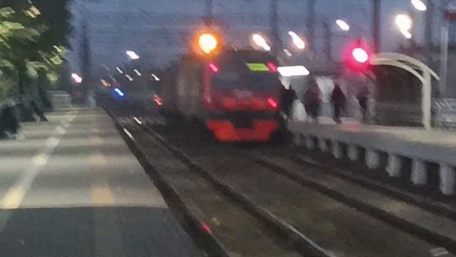 эд9м проезжает станцию сортировочная смотреть онлайн