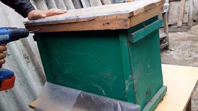 сборка ловушек для поимки роев смотреть онлайн