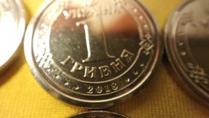 1 гривна 2018 какие оставлять для продажи разновидность качества + браки из ролла