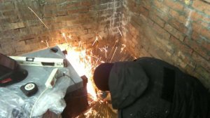 Монтаж твердотопливного котла с подключением дымохода