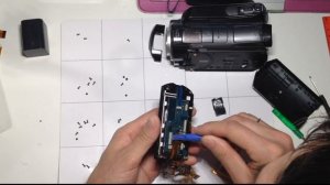 Ремонт Sony HDR-SR12E  ЖК-дисплей замена шлейфа