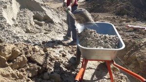 ПРОКЛАДЫВАЮ ТРУБЫ КАНАЛИЗАЦИИ СВОИМИ РУКАМИ И ПОЛУЧИЛ НЕОЖИДАННЫЙ РЕЗУЛЬТАТ!#канализациявчастномдоме