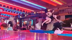 Last night crazy bull riding girl 🐂 |hot girl bull riding 🐂 | benidorm bull | bull riding Highligh