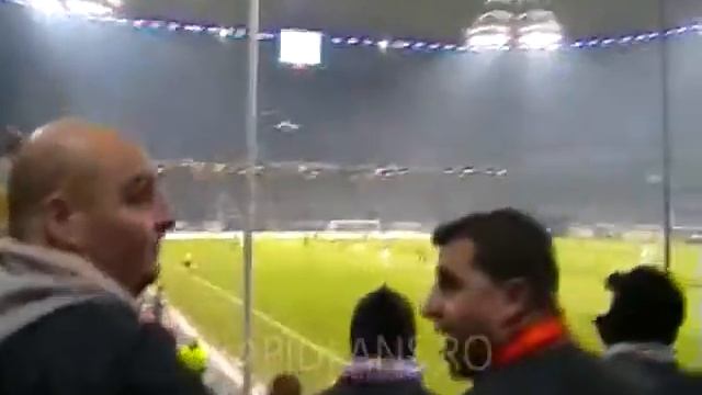 2006.03.15 | SV Hamburg - RAPID Bucuresti | "AOL Arena" смотреть онлайн