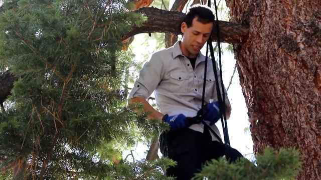 HOW TO QUICK RAPPEL WITH ONLY A BOWLINE KNOT + Quick Rope Retrieval | Sensei Ryan смотреть онлайн