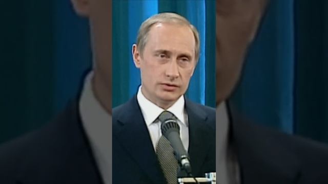 Молодой Путин впервые вступает в должность президента Российской Федерации!