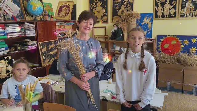 Творческое объединение «Соломенная радуга» смотреть онлайн