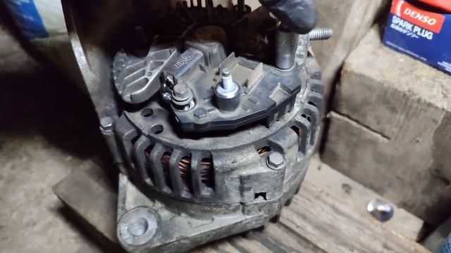 BMW m47 generátor feszültség szabályzó csere. #bmw #m47 #generator смотреть онлайн