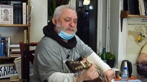 Роман Неумоев - Тайная дверь