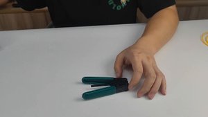 How to use FTTH Tool Kit to complete the Fiber Optical cable cutting
