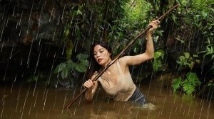 Красивая ДЕВУШКА 55 дней В ЛЕСУ | ОДИНОЧНЫЙ КЕМПИНГ В ТРОПИЧЕСКОМ ЛЕСУ | АСМР звуки природы