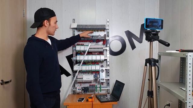 Как подключить Светодиодное освещение к умному дому на базе Wiren Board смотреть онлайн