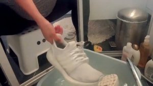 I WASH MY OLD SHOES / Adidas