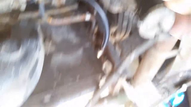 M923A0 NHC250 Cummins 3/8 rubber fuel line inlet/return install part 2/3 смотреть онлайн