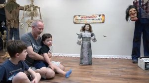 Vintage Doll Animatronic Morris Costumes | Unbox Setup Halloween Animatronic | Creepy Doll
