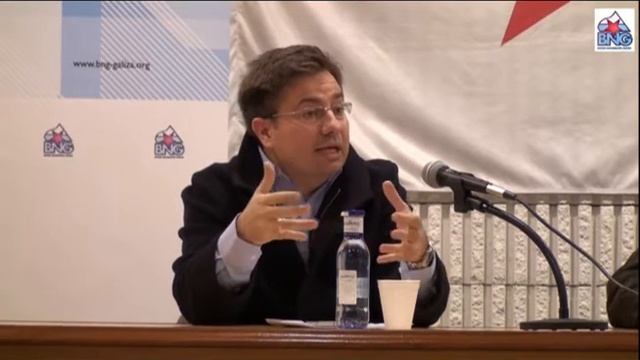 (30-04-2013) Intervención do historiador Uxío Breogán Dieguez na charla sobre o 1º de Maio смотреть онлайн