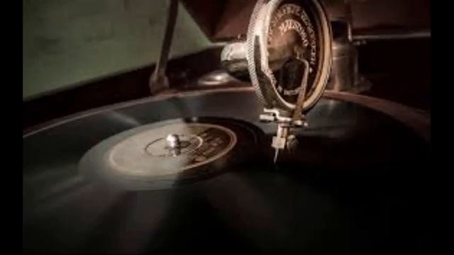 FORÅRSPARADEN - Gull-Maj Norin, Ludvig Brandstrup, Ole Monty og Eddie Russell 1942 смотреть онлайн