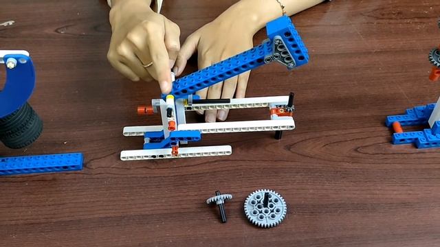 Lego Basic Mechanic - Leverage (pengungkit) - Inorobo Robotics смотреть онлайн