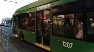 Троллейбус Тролза 5265.00 Мегаполис зелёный, маршрут 13, борт 1307, г. Новосибирск.