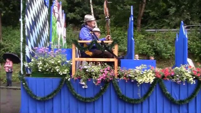 Großer Festzug zum Pichelsteinerfest in Regen 2012-2/3 смотреть онлайн