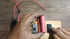 3.7 volt to 30,000 High Voltage Generator| Simple & Easy Flyback Driver|High Volt Inverter|@yehtech