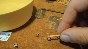 Уникальные ведра из спичек: обзор и экспиремент с водой. Unique miniature buckets made from matches