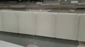 Рустовый камень для углов дома - процесс изготовления