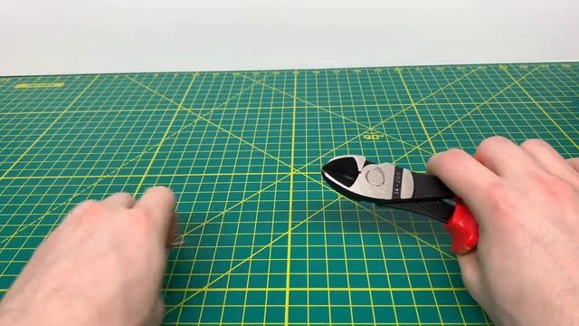 Knipex 74-08-200 8" High Leverage Diagonal Cutters 1,000V Insulated смотреть онлайн