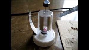 Tiny Electrostatic motor / Маленький электростатический двигатель
