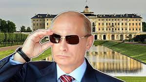 Как живет Владимир Путин и сколько он зарабатывает