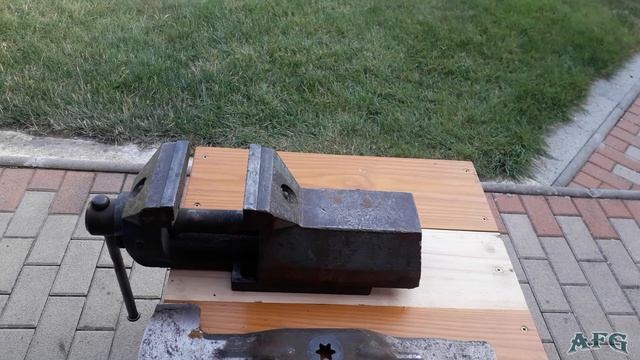 Čistenie žacích nožov; Záhradný traktor; Kosačka ;Wolf Garten Expert; Servis; MTD; Cub Cadet смотреть онлайн